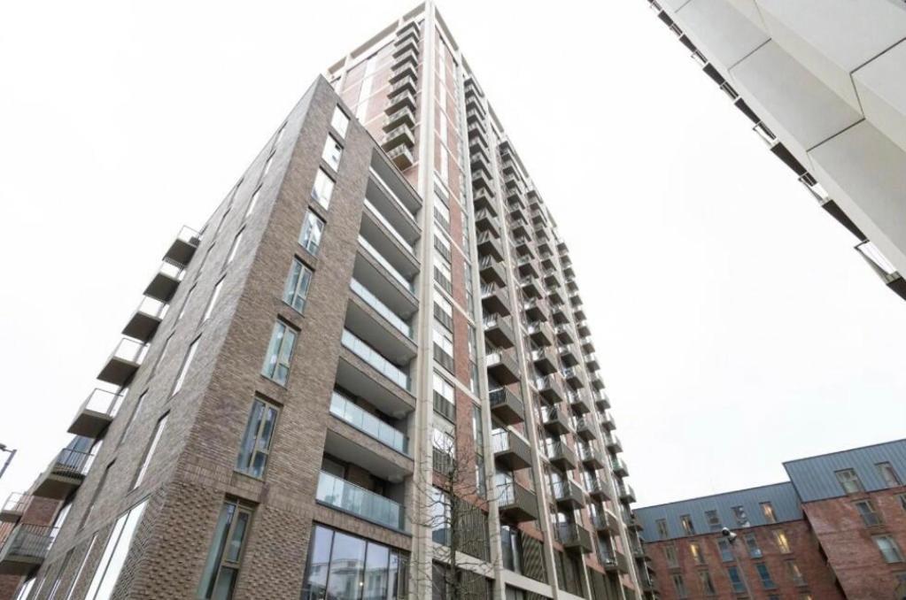 Entire Luxury City Centre With Pool & Jacuzzi *